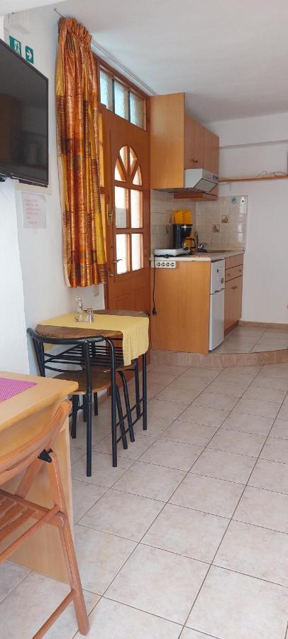 Studio Nefeli Β'Οροφος Réthymnon Extérieur photo